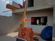 Sobrado em construçao bairro Pq Flamengo sendo 3...