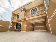 Sobrado em Fazendinha, Curitiba/PR de 178m² 3 quartos à...