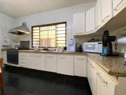 Sobrado em Icaray, Araçatuba/SP de 300m² 4 quartos à...