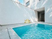 Sobrado em Jardim Las Palmas, Guarujá/SP de 150m² 2...