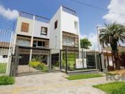 Sobrado em Jardim Sabará