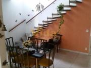 Casa á venda em Km 18 Osasco, SP 04 quartos