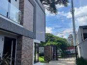Sobrado em Mossunguê, Curitiba/PR de 126m² 3 quartos à...