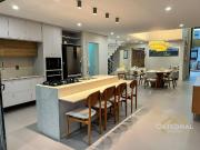 Sobrado em Recanto Quarto Centenário, Jundiaí/SP de...