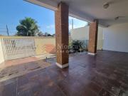 Sobrado em região Central amplo, com terreno de 395 ms...