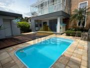 Sobrado em Rio Pequeno, Camboriú/SC de 243m² 3 quartos à...