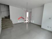 Sobrado em Rua Pedro Américo Campo Grande Santos/SP