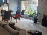 Sobrado em Rua Procópio Ferreira Colúmbia Londrina/PR Sobrado em Rua Procópio Ferreira Colúmbia Londrina/PR