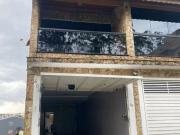 Sobrado em Rua Rivaldo Góes Teixeira Jardim Guapituba...