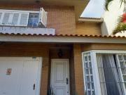 Sobrado em Rua Santos Dumont Centro Pelotas/RS