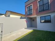 Sobrado em Santa Cândida, Curitiba/PR de 100m² 3 quartos...