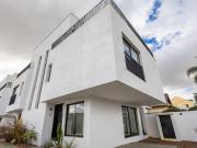 Sobrado em Santa Felicidade, 148m, 3 qtos, 1 suite, 2...