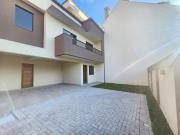 Sobrado em Santa Felicidade, Curitiba/PR de 147m² 3...
