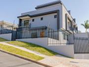 Sobrado em Santa Felicidade de 202,16 m² com 3 quartos...