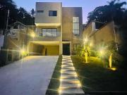 Sobrado em Transurb, Itapevi/SP de 221m² 3 quartos à...