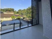 SOBRADO EM UBATUBA PERMUTA COM TAUBATÉ OU LITORAL