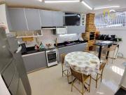 Sobrado em Vila Caiçara, Praia Grande/SP de 131m² 3...