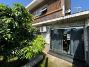 Sobrado em Vila Cascatinha, São Vicente/SP de 208m² 3...