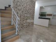 Sobrado em Vila Guilhermina, Praia Grande/SP de 54m² 2...