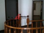 Sobrado em Vila Santo Estevão, São Paulo/SP de 211m² 3...