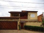 Sobrado em Vila Todos os Santos, Indaiatuba/SP de 274m²...