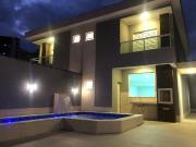 Sobrado em Vila Tupi, Praia Grande/SP de 135m² 3 quartos...