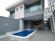 Sobrado em Vila Tupi, Praia Grande/SP de 151m² 3 quartos...