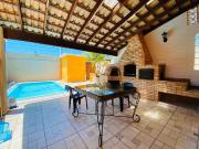 Sobrado em Vila Tupi, Praia Grande/SP de 167m² 3 quartos...