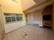 Sobrado espaÃ§oso de 120 mÂ² 3 dorm 1 vaga