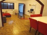 Sobrado Frontal 3 dormitórios, sala 2 ambientes com...