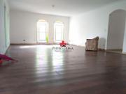 Casa com 3 quartos, 1 suíte, piscina, com 3 vagas em...