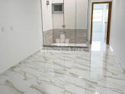 Sobrado Frontal na Vila Esperança conta com três...