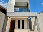 Sobrado Geminado em Aviação Praia Grande, SP