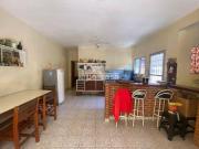 Sobrado geminado triplex na cidade da criança