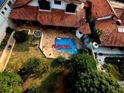 Sobrado Imponente com Área Gourmet, Piscina e Acesso...