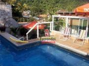 Sobrado isolado alto padrão com piscina 3 dormitórios à...