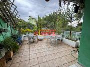 SOBRADO LINDO E BEM LOCALIZADO!