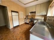 Sobrado lindo em meio a um jardim exuberante na Vila...