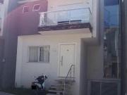 Sobrado mobiliado em Condomínio: 3 Quartos, 1 Suíte, 2...