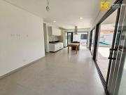 Sobrado Moderno com Piscina a 250m do Mar Jardim...