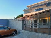 Sobrado moderno com quintal, área gourmet e 3 quartos no...