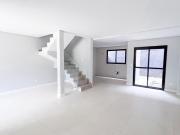 Sobrado Moderno em Condomínio Fechado, Curitiba