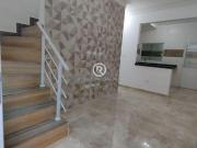 Sobrado na Guilhermina: 2 Dormitórios com Parcelamento...