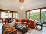 Sobrado na melhor rua do Jardim Cordeiro