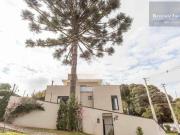 Sobrado no Ahu com 3 dormitórios à venda, 251 m² por R$...