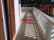 SOBRADO NO COND. JARDIM DAS COLINAS