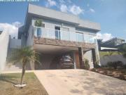 Sobrado no condomínio Reserva Vale Verde em Cotia