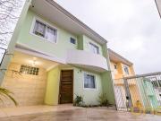 Sobrado no Guabirotuba de 104 m² com 4 quartos Sobrado no Guabirotuba de 104 m² com 4 quartos