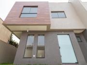 Sobrado no Uberaba em Condomínio, com 110 m² privativo,...