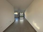 Sobrado no Xaxim com amplo espaço de quintal nos fundos